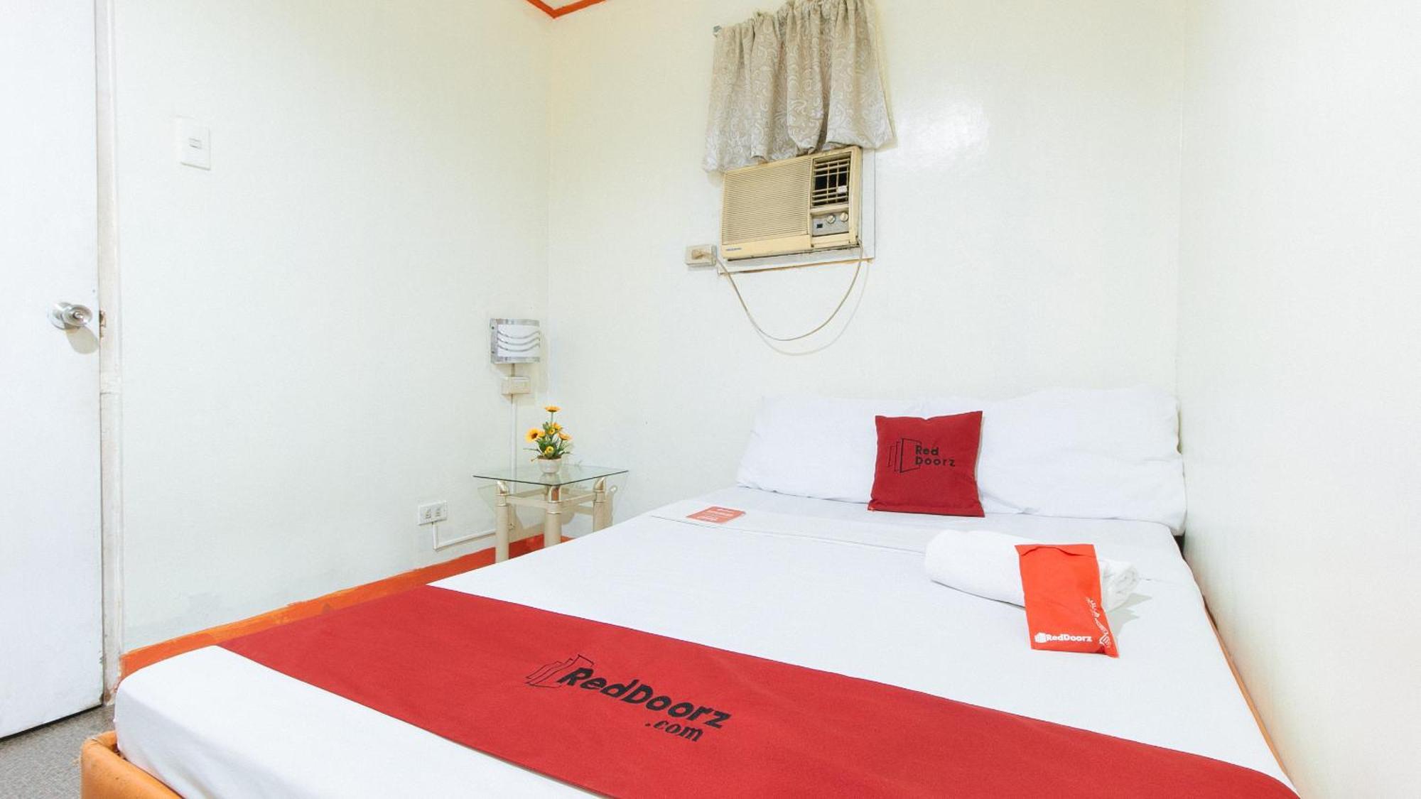 Reddoorz Near East Avenue Medical Center Hotel Quezon City Exterior photo