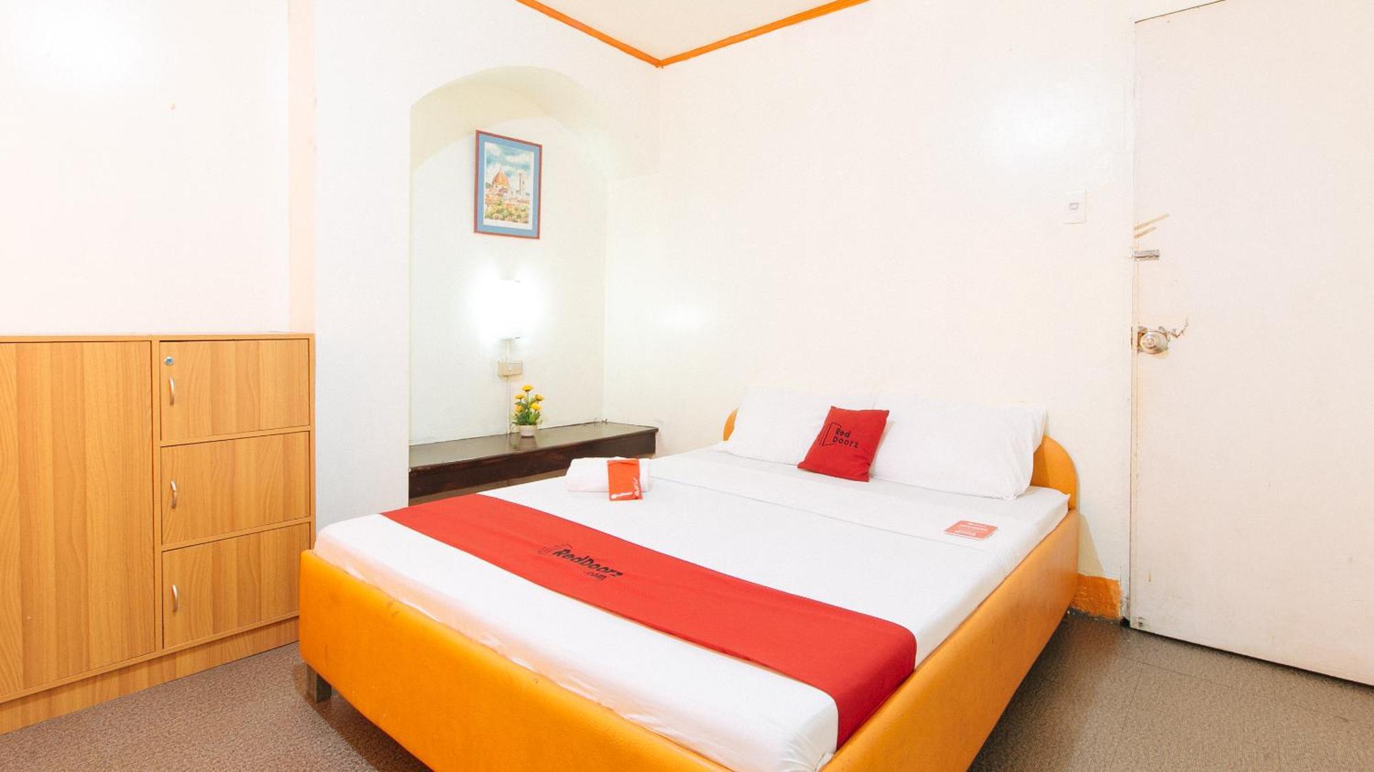Reddoorz Near East Avenue Medical Center Hotel Quezon City Exterior photo