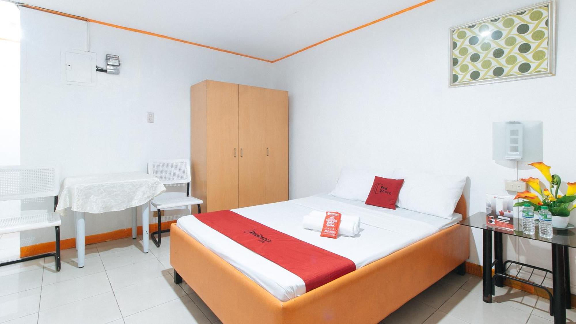 Reddoorz Near East Avenue Medical Center Hotel Quezon City Exterior photo