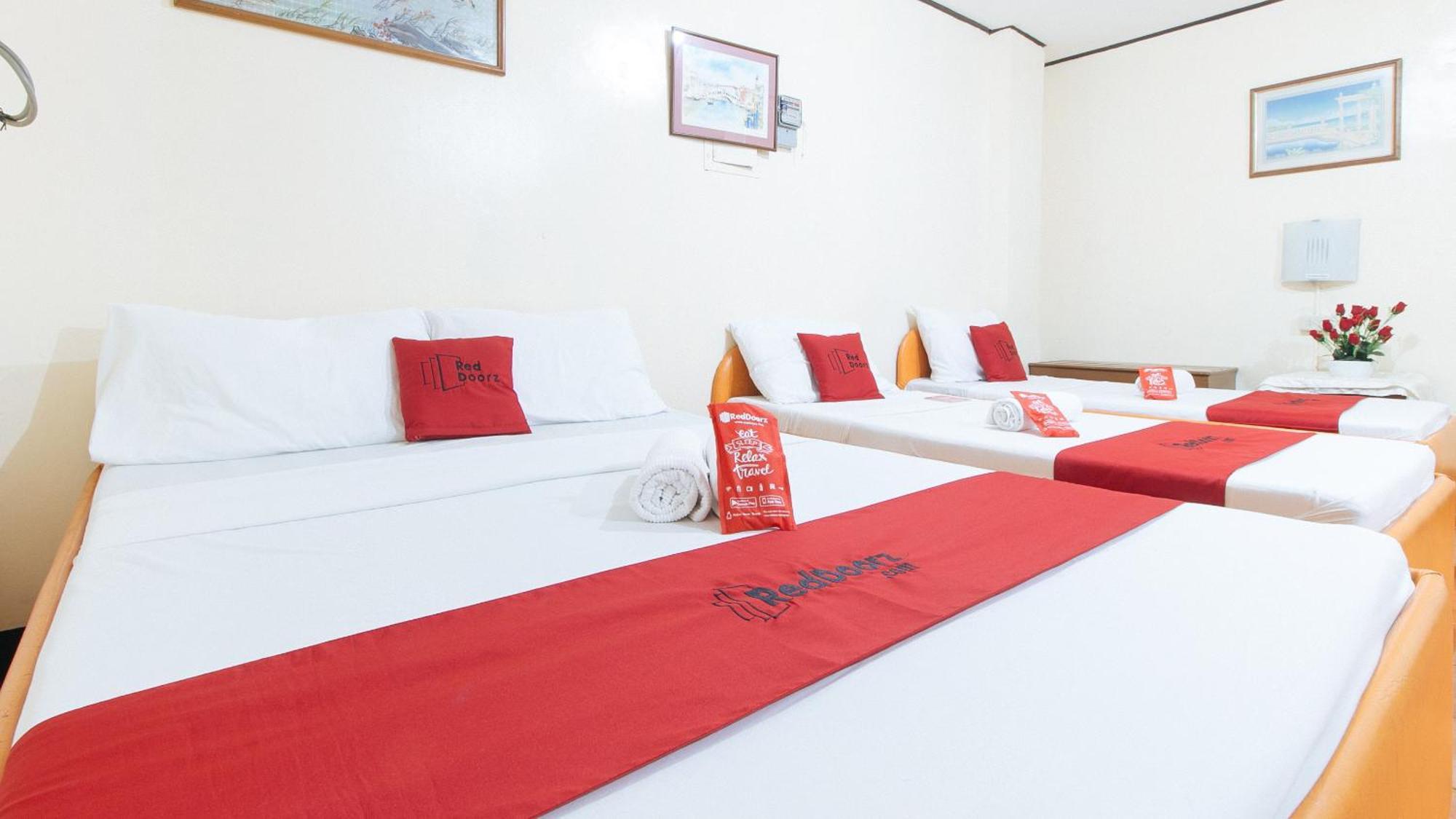 Reddoorz Near East Avenue Medical Center Hotel Quezon City Exterior photo